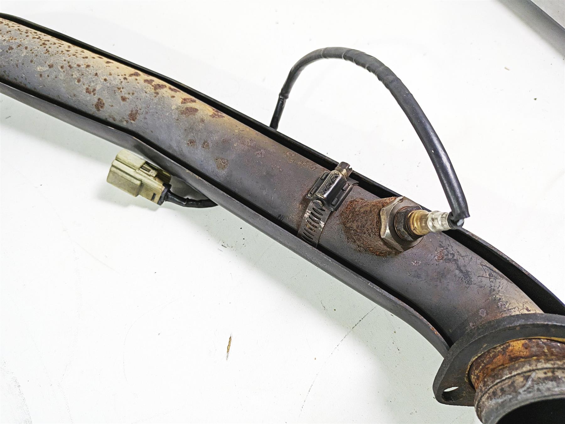 2012 Harley FLD Dyna Switchback Full Aftermarket 2 into 1 Exhaust System {{ shop.shopifyCountryName }} - Mototech271