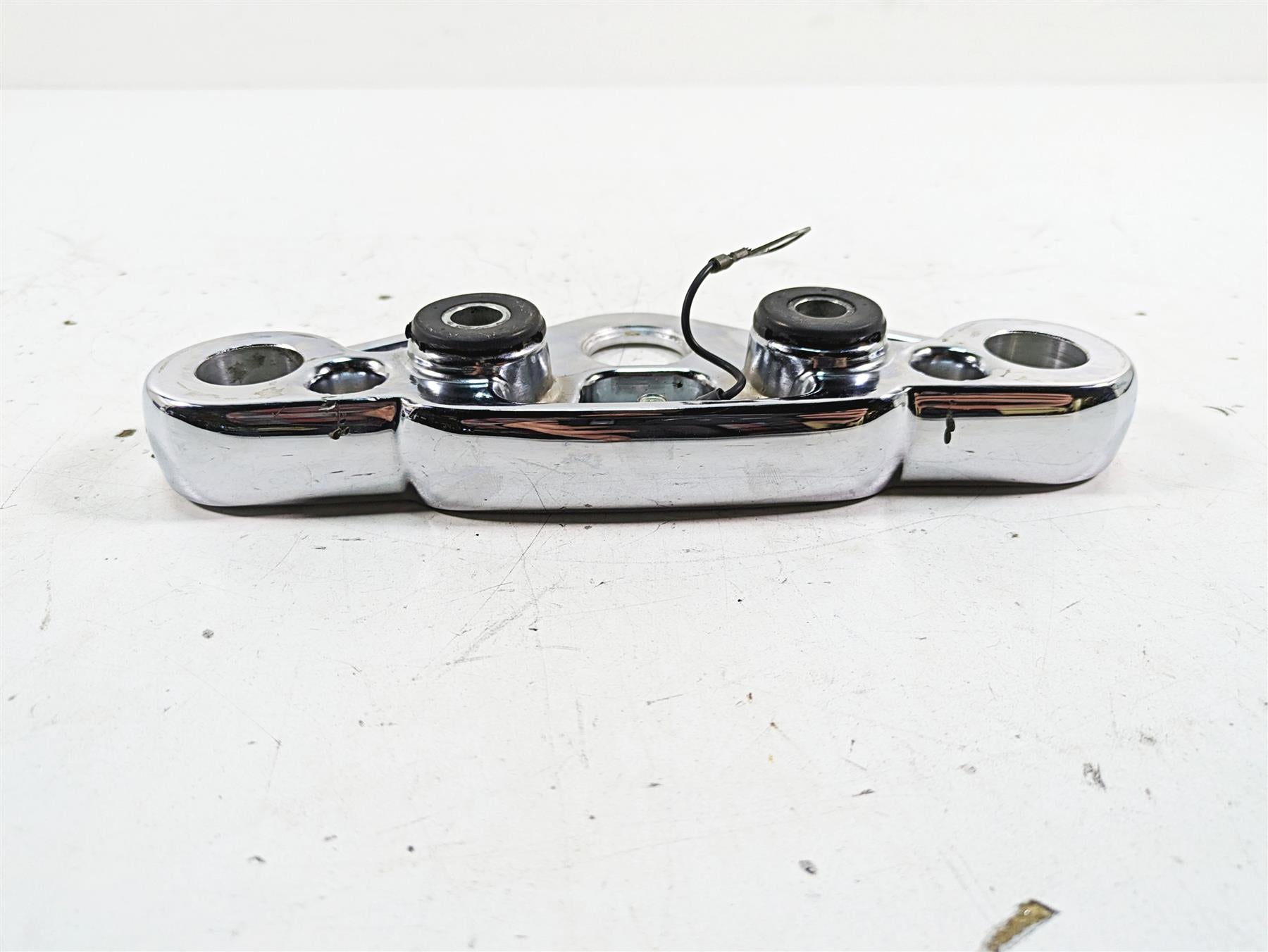 2009 Harley FXCWC Softail Rocker C Upper Triple Tree Steering Clamp 46637-08 {{ shop.shopifyCountryName }} - Mototech271