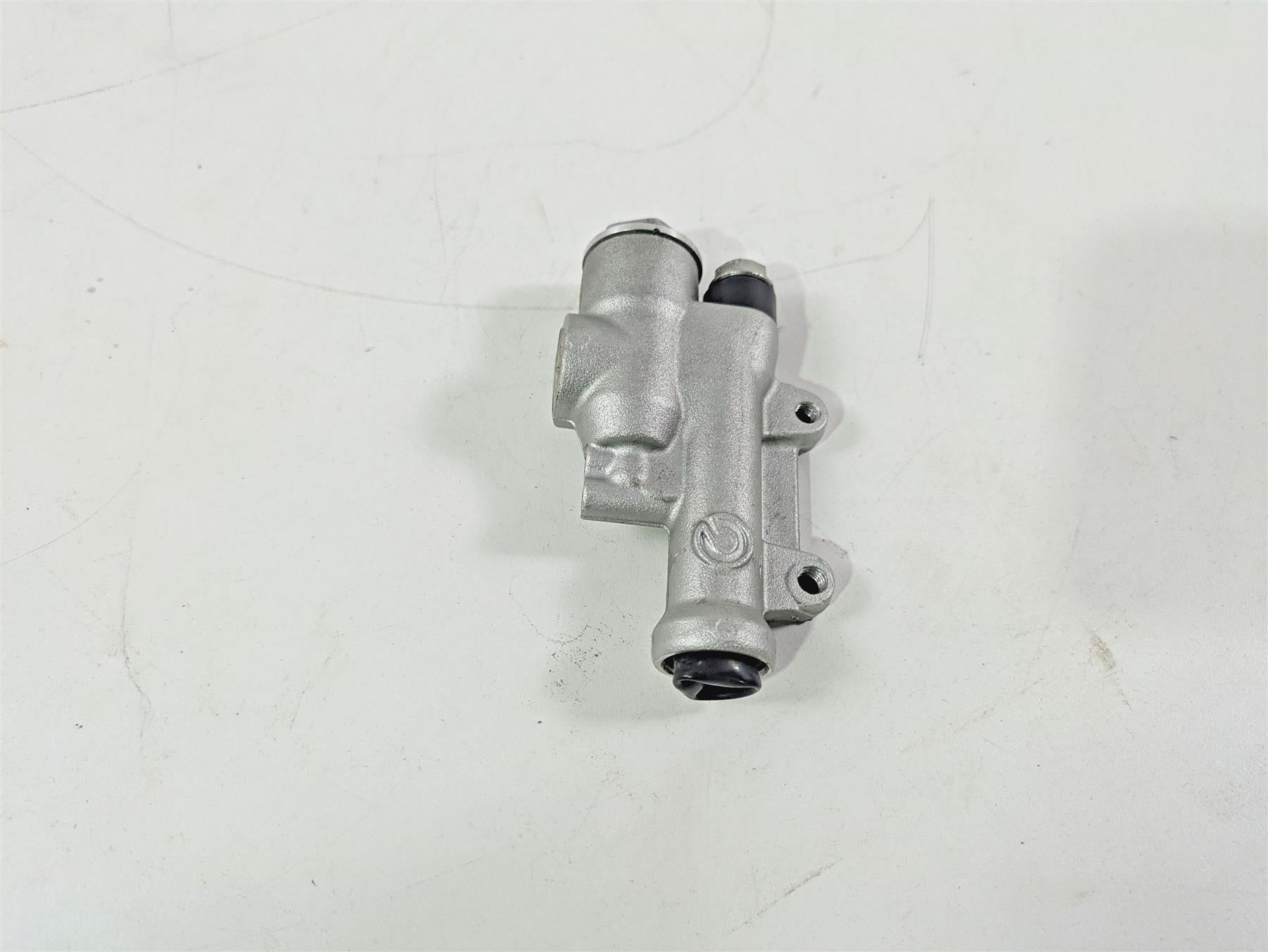 2017 Aprilia RSV 1100 Tuono V4 Factory Brembo Rear Brake Master Cylinder B044586 {{ shop.shopifyCountryName }} - Mototech271