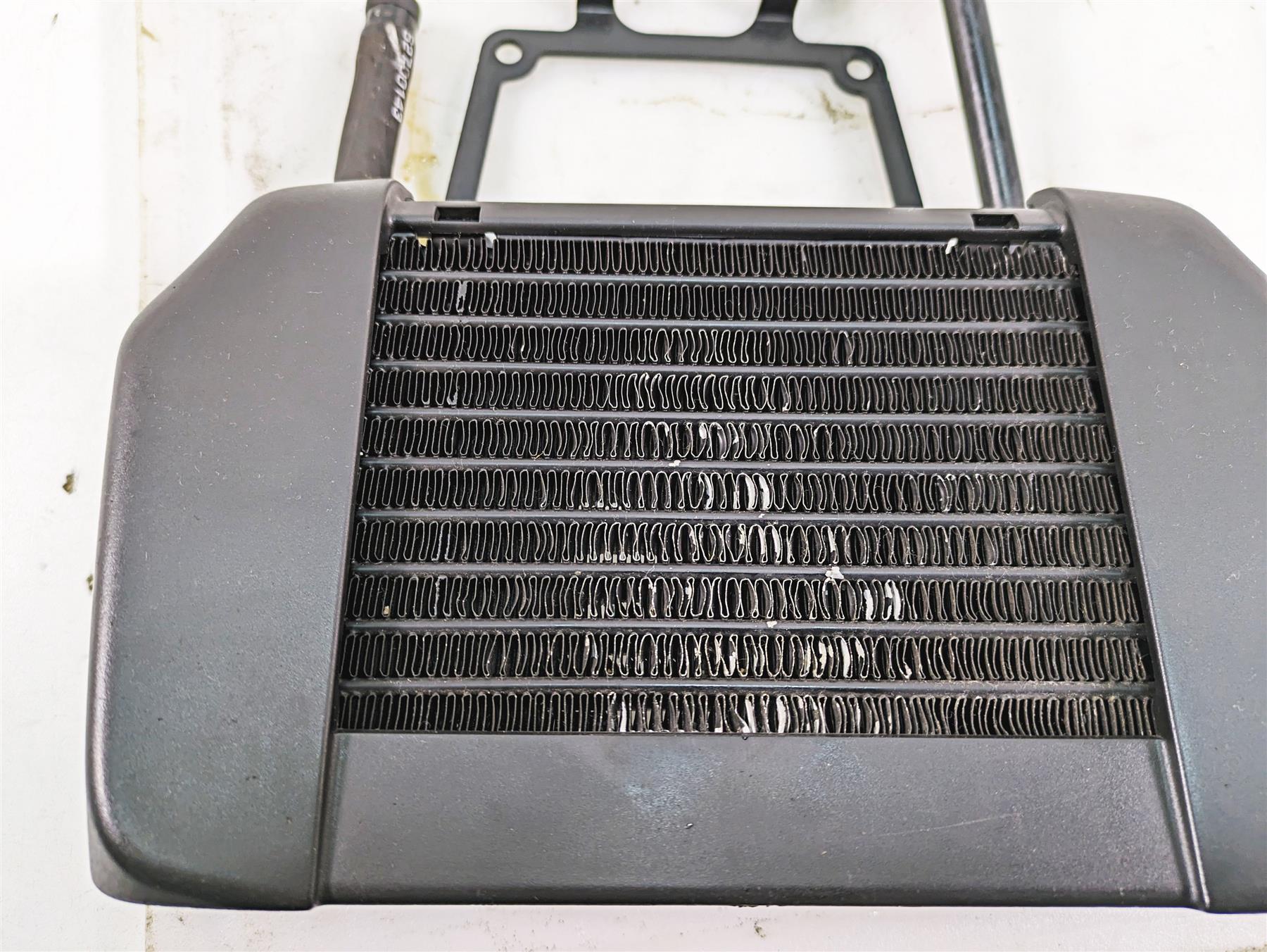 2020 Harley Touring FLHX Street Glide Oil Cooler + Lines Hoses & Cover 62700196 {{ shop.shopifyCountryName }} - Mototech271