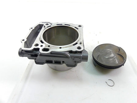 2016 KTM 1290 Super Duke R Front Cylinder Jug & Piston Set 6133003820024 {{ shop.shopifyCountryName }} - Mototech271