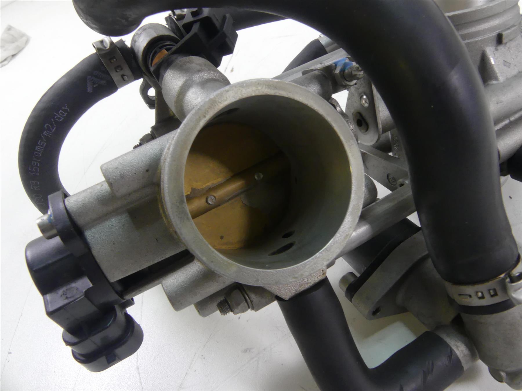 2009 Ducati Monster 1100 S Throttle Body Bodies Fuel Injection 28240831A {{ shop.shopifyCountryName }} - Mototech271