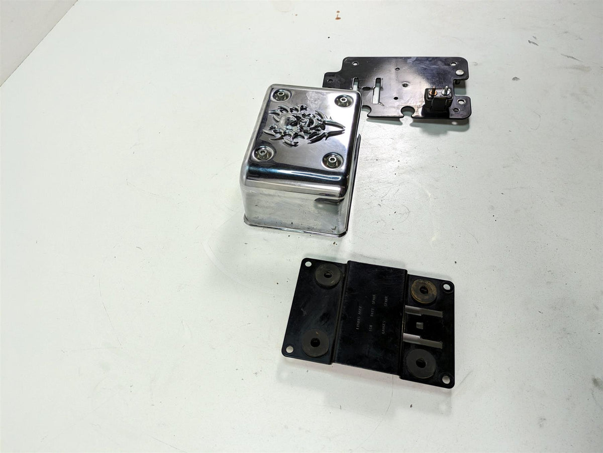 2000 Harley Dyna FXDL Low Rider Electrical Box Carrier & Chrome Cover 66333-99 {{ shop.shopifyCountryName }} - Mototech271