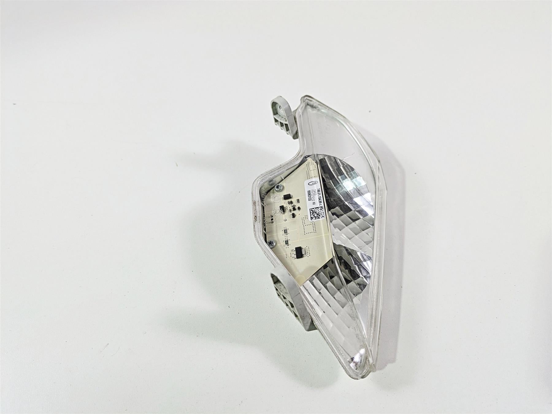 2019 BMW R1250RT K52 Left Front Blinker Turn Signal - Read 63138541625 {{ shop.shopifyCountryName }} - Mototech271