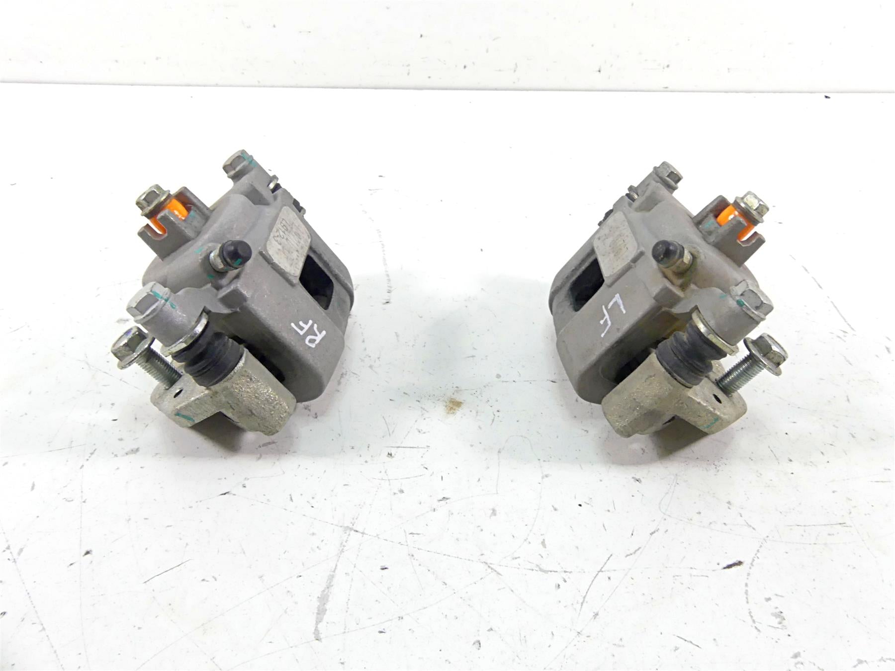 2021 CFMoto Zforce 950 Sport Front Brake Caliper Set 9AWA-081200 9AWA-081100 {{ shop.shopifyCountryName }} - Mototech271