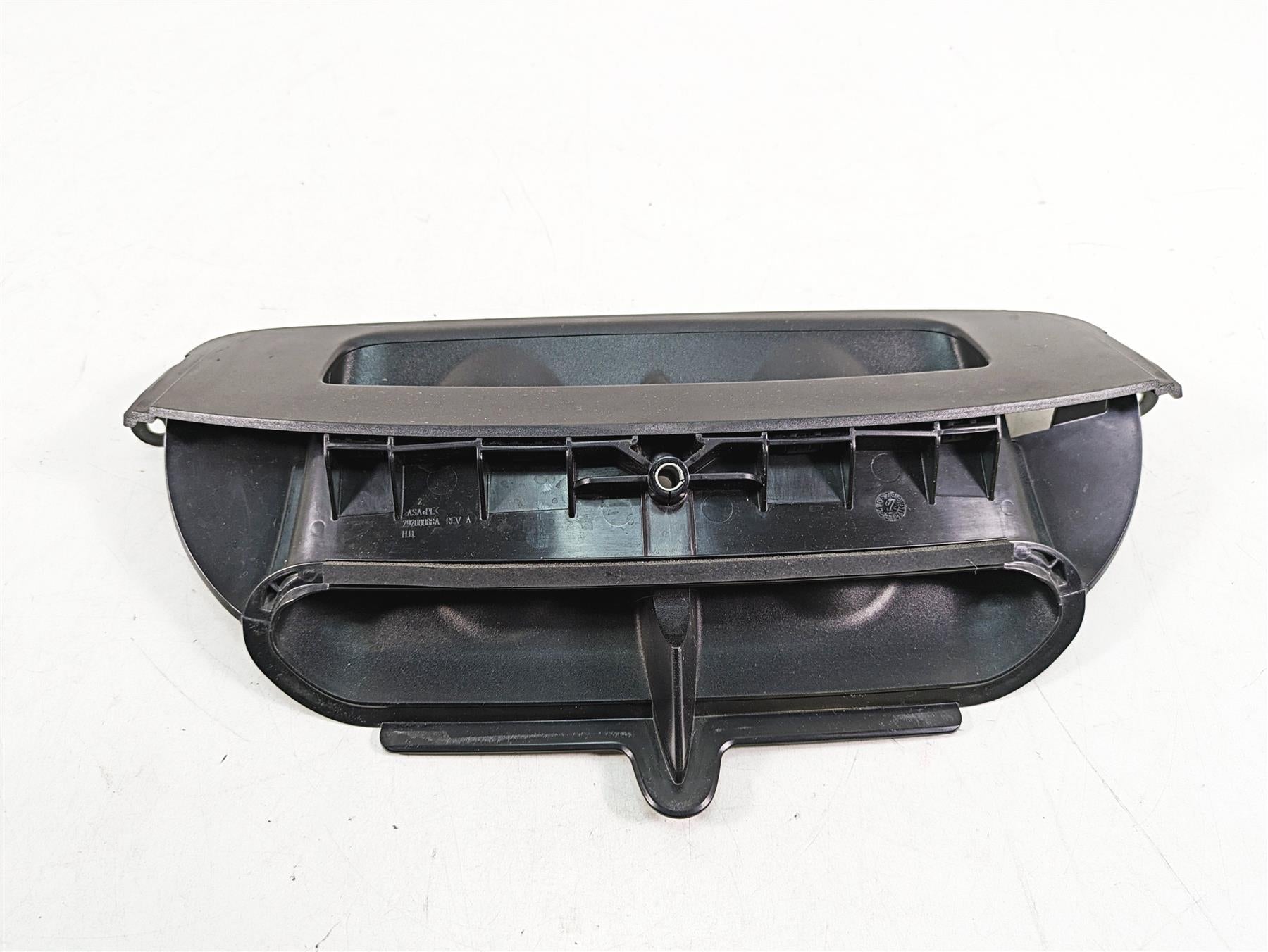 2020 Harley Touring FLHX Street Glide Front Fairing Air Duct Inlet Vent 29200088 {{ shop.shopifyCountryName }} - Mototech271