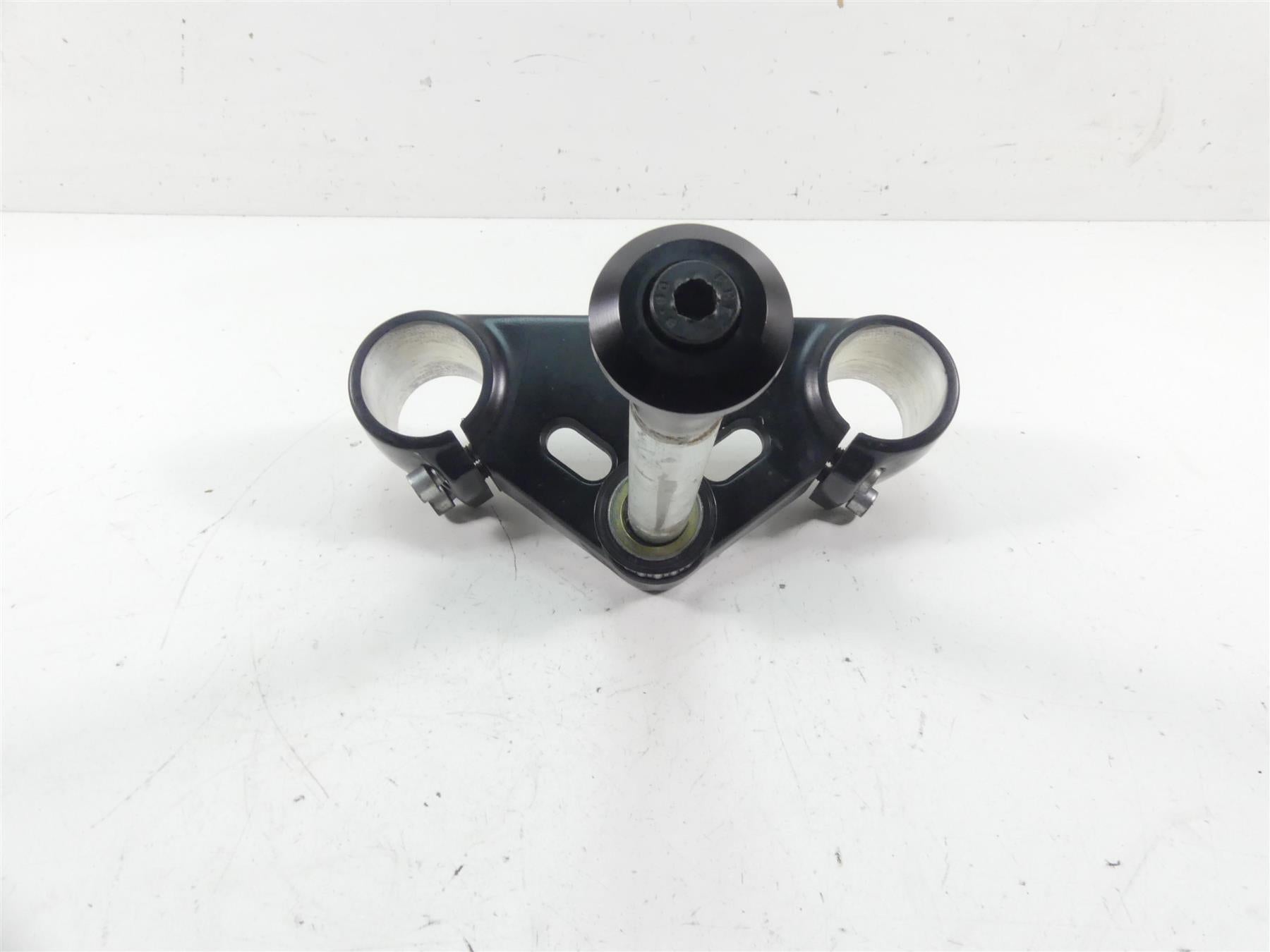 2013 Harley VRSCDX Night Rod Special Lower Triple Tree Steering Clamp 45900019 {{ shop.shopifyCountryName }} - Mototech271