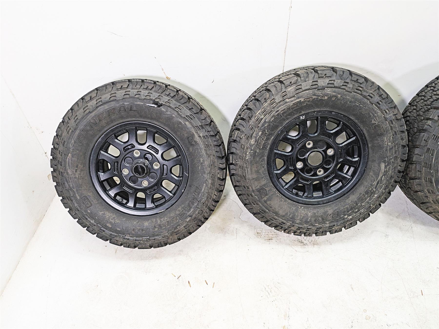 2023 Honda Talon SXS1000 S2R Front Rear 15x6.5 15x8 Wheel Tire Set 44650-HL6 {{ shop.shopifyCountryName }} - Mototech271