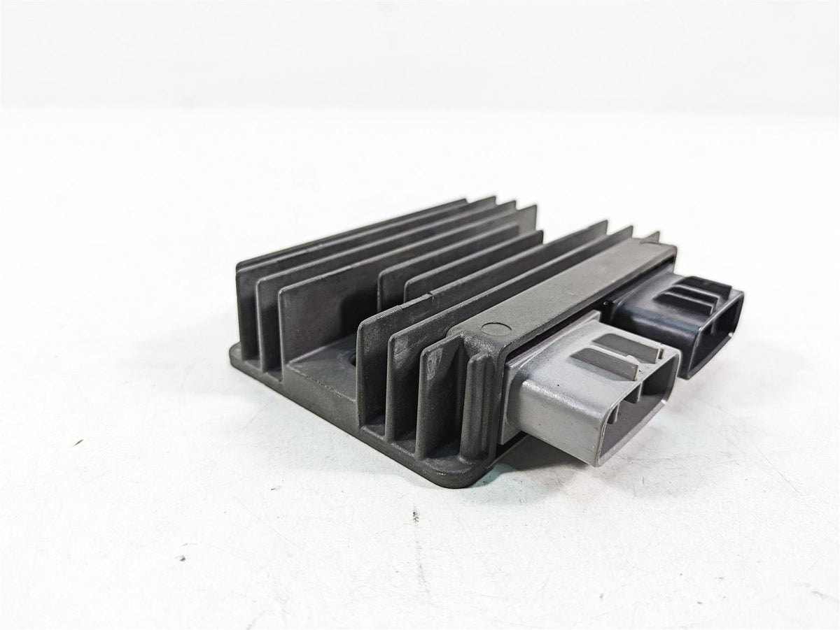 2021 Aprilia RS660 Rectifier Voltage Regulator SH870AA 1A012332 {{ shop.shopifyCountryName }} - Mototech271