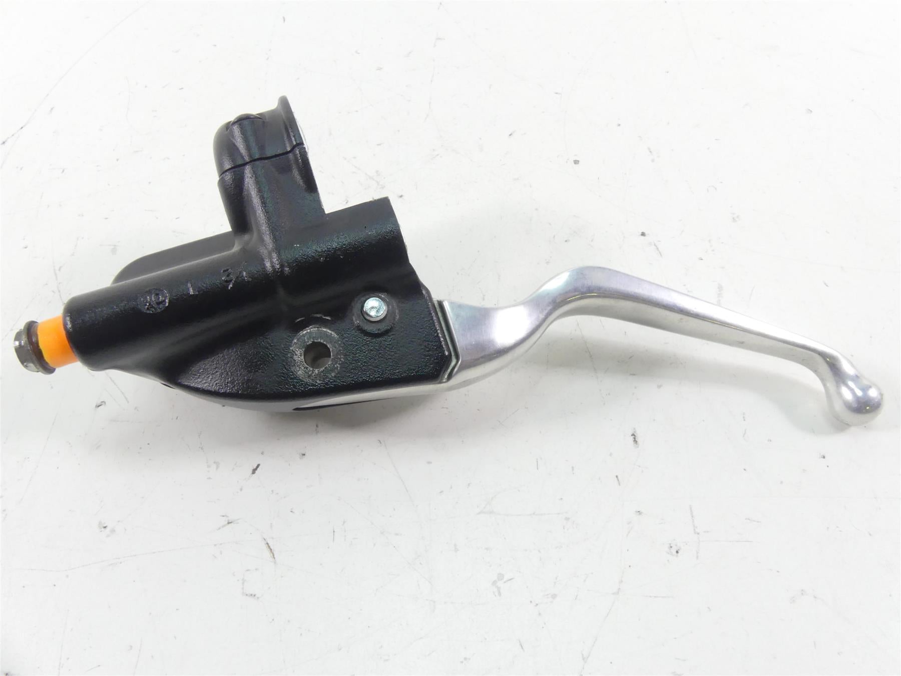 2021 Harley Softail FXBBS Street Bob Front Brake Master Cylinder -Read 41700233 {{ shop.shopifyCountryName }} - Mototech271