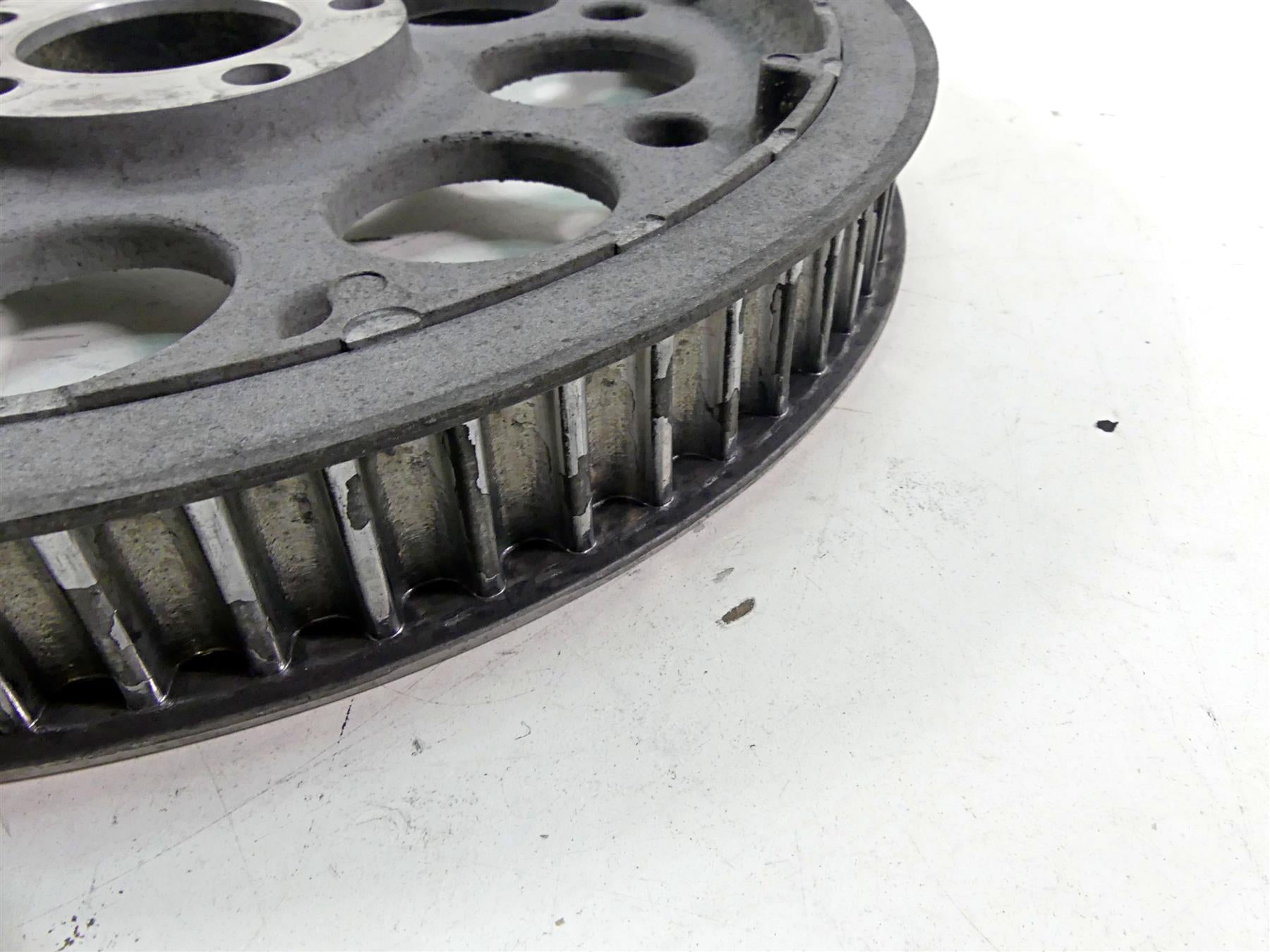 2006 Harley Touring FLHTCU SE E-Glide Rear Drive Belt Pulley 70T 40117-00 {{ shop.shopifyCountryName }} - Mototech271
