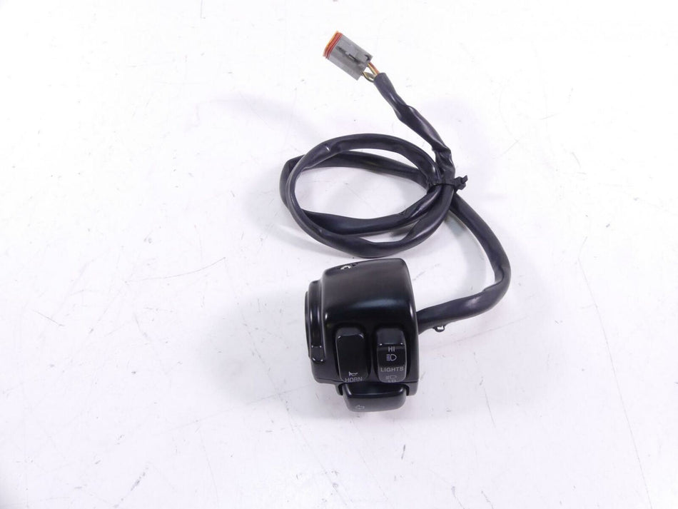 2001 Harley Softail FLSTC Heritage Left Hand Light Control Switch 71682-06A {{ shop.shopifyCountryName }} - Mototech271