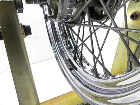 2002 Harley FLSTCI Softail Heritage 16x3 Front Wheel Rim - Read 43085-97 {{ shop.shopifyCountryName }} - Mototech271