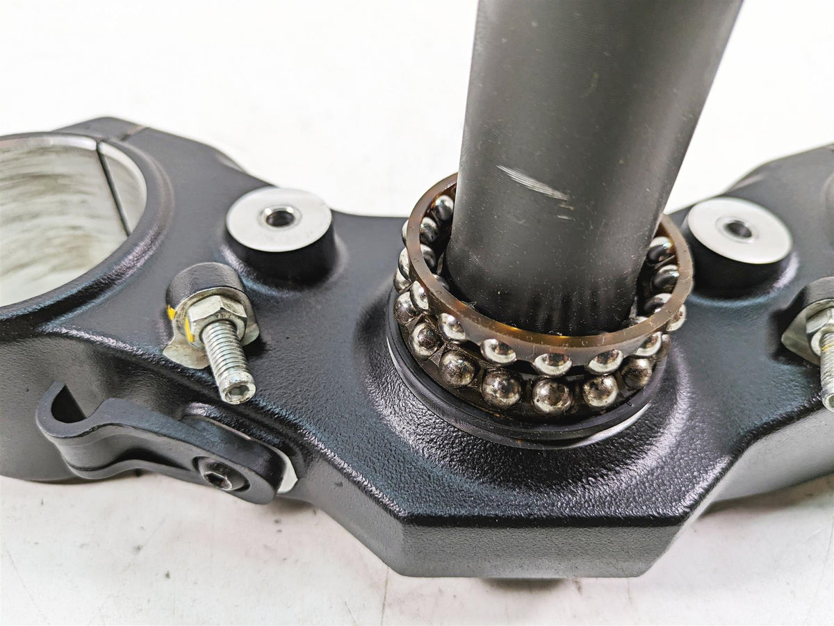 2020 Ducati Scrambler 1100 Sport Pro Lower Triple Tree Steering Clamp 34221031AA {{ shop.shopifyCountryName }} - Mototech271