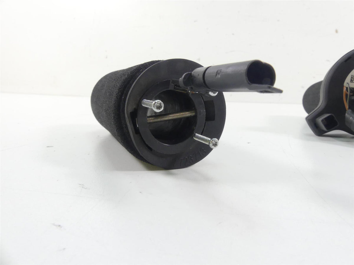 2016 BMW S1000XR K49 Heated Cruise Control E-Throttle Grip Set 61318522472 {{ shop.shopifyCountryName }} - Mototech271