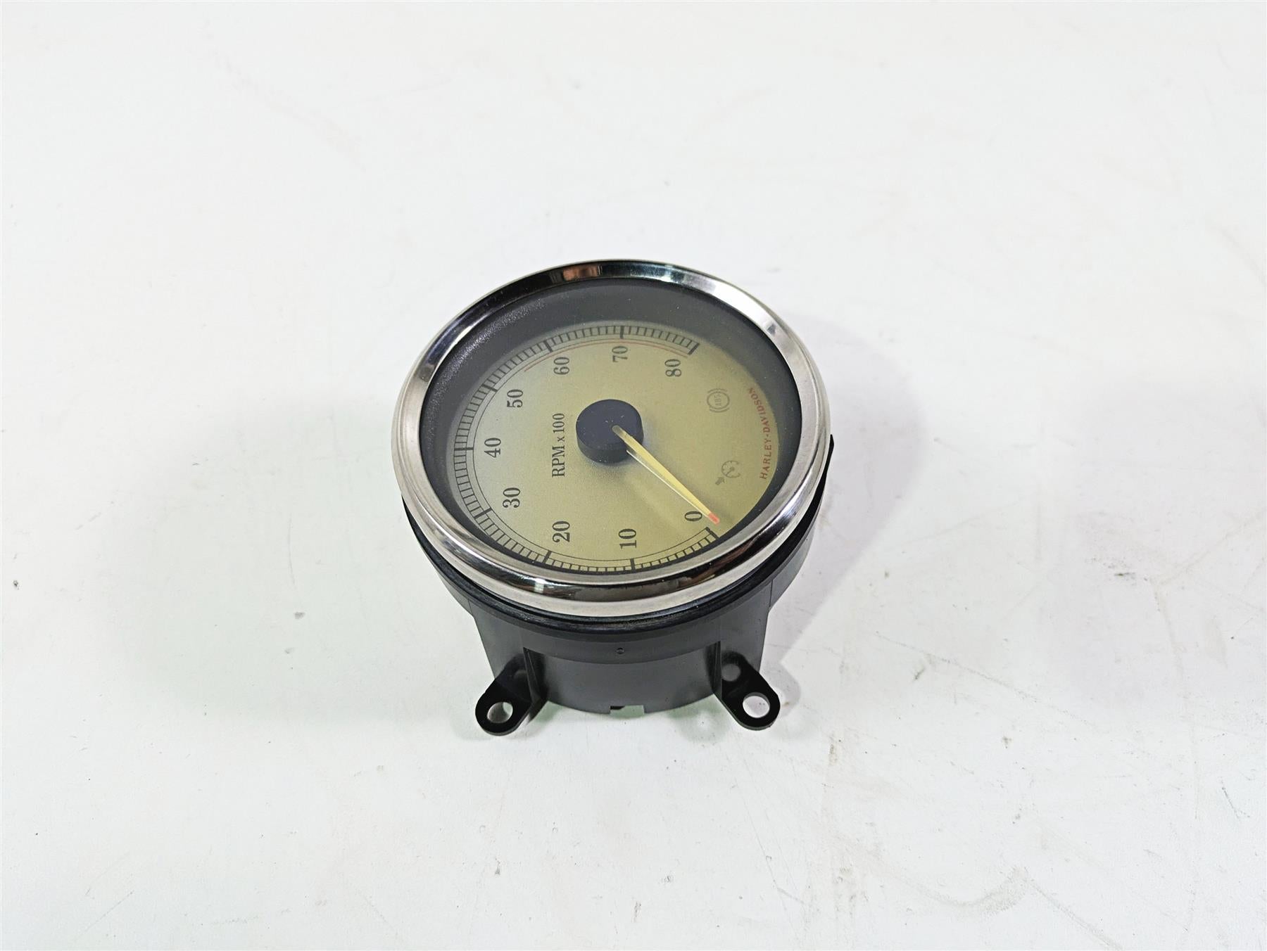 2010 Harley Touring FLHX Street Glide Tachometer Tacho Meter Gauge 67459-04C {{ shop.shopifyCountryName }} - Mototech271