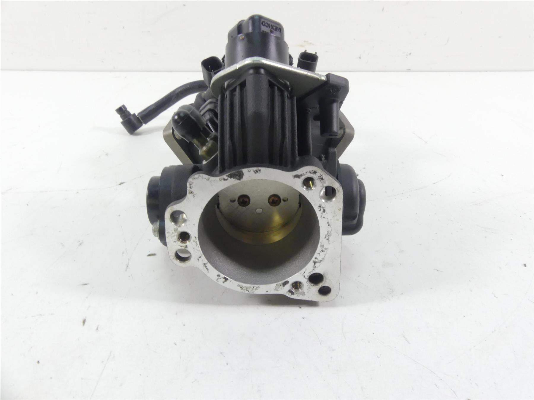2015 Harley FXDF Dyna Fat Bob Throttle Body Fuel Injection Injectors 27708-10A {{ shop.shopifyCountryName }} - Mototech271
