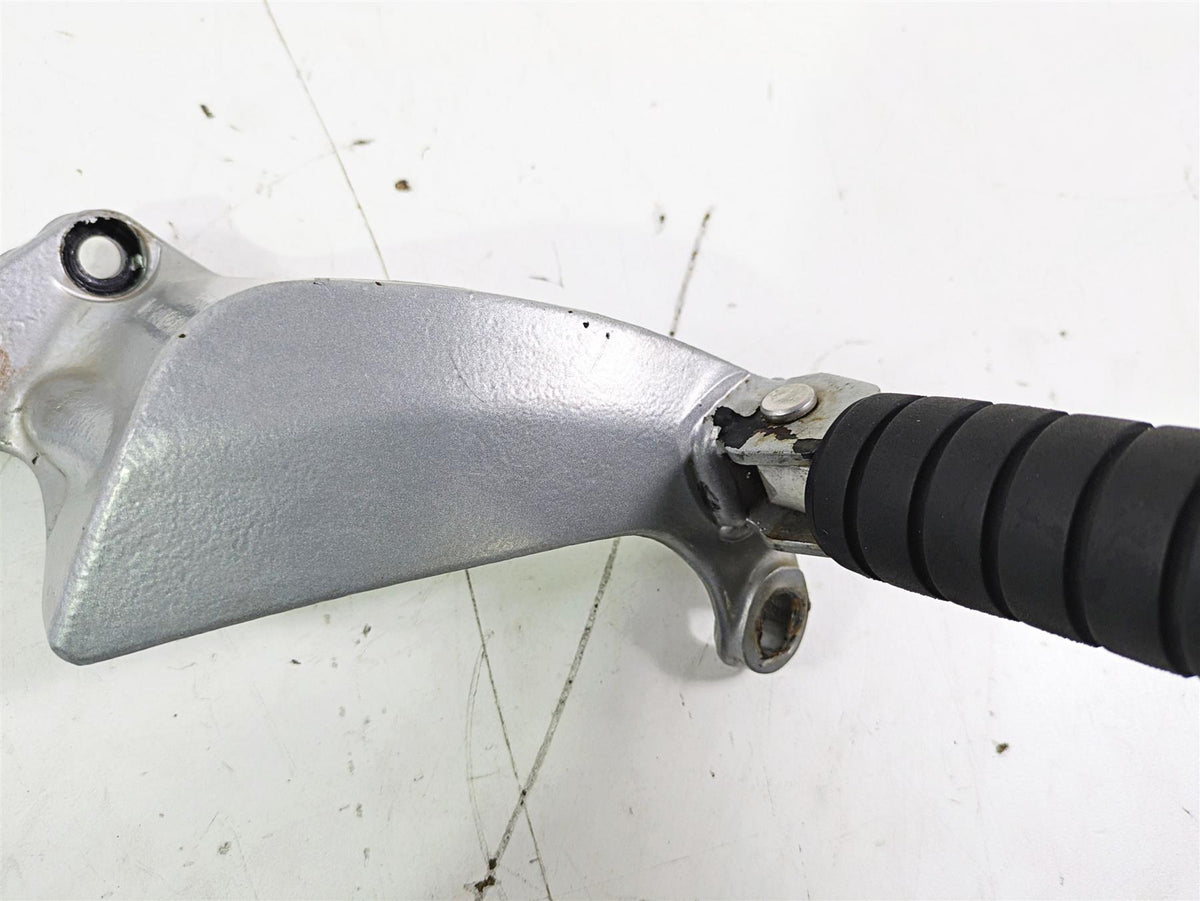 2004 Victory Kingpin Rear Passenger Pillion Footpeg Foot Peg Set 1014126 1014127 {{ shop.shopifyCountryName }} - Mototech271