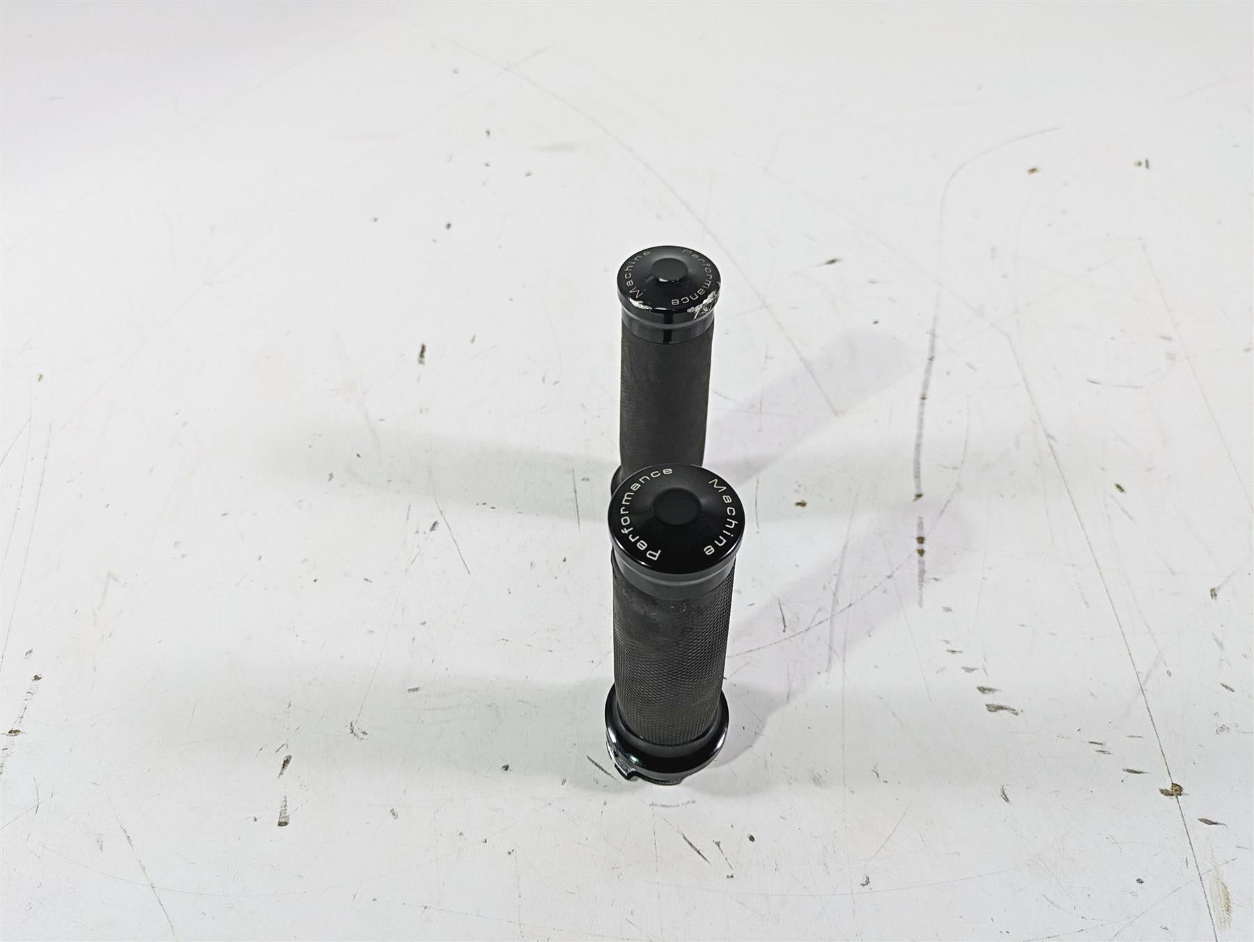 2015 Harley FXDL Dyna Low Rider Performance Machine Renthal Wrapped Grips 0063-2007-B {{ shop.shopifyCountryName }} - Mototech271