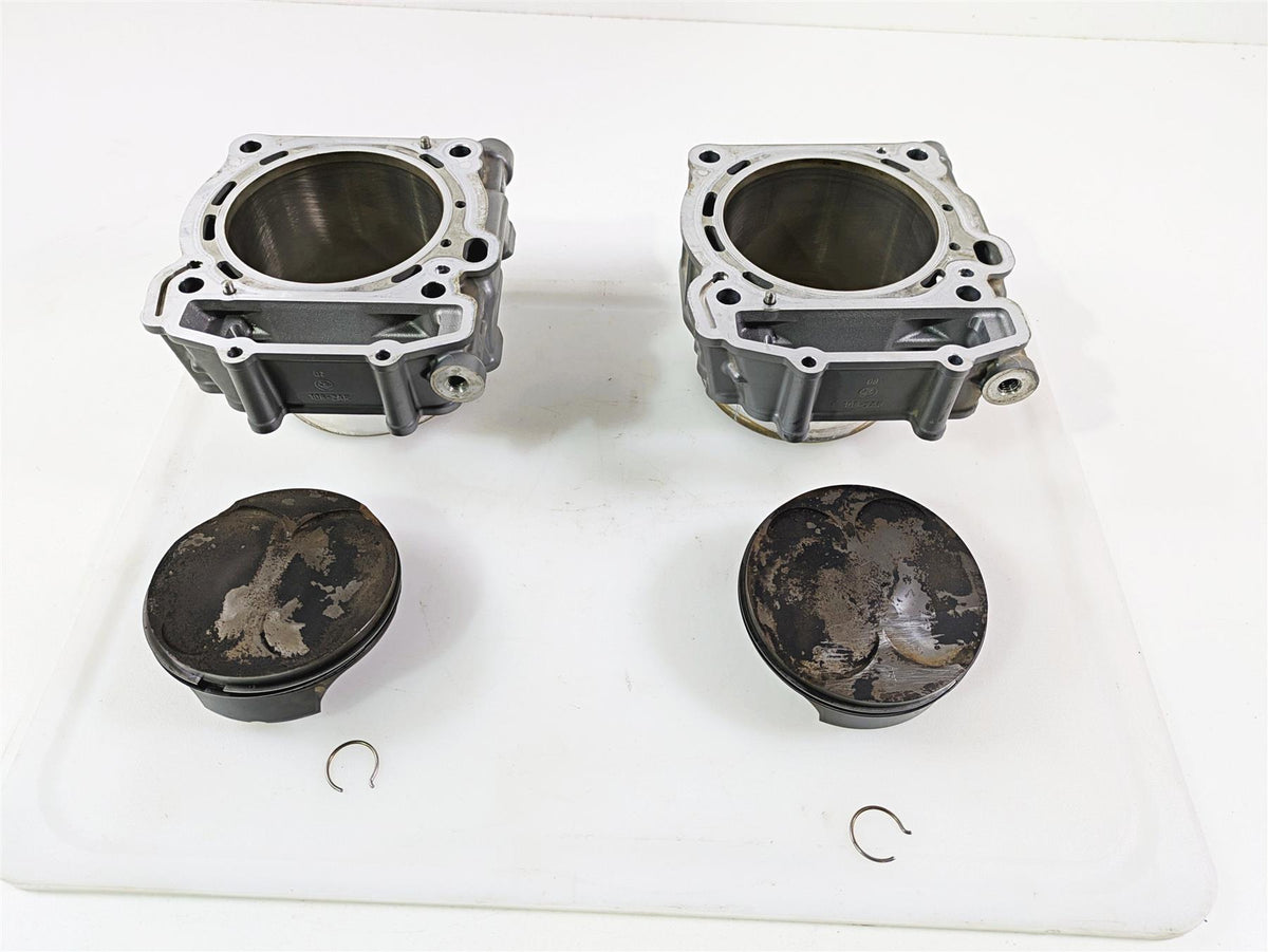 2020 KTM 1290 Super Adventure R Cylinder Jug Piston Set 6173003810024 {{ shop.shopifyCountryName }} - Mototech271