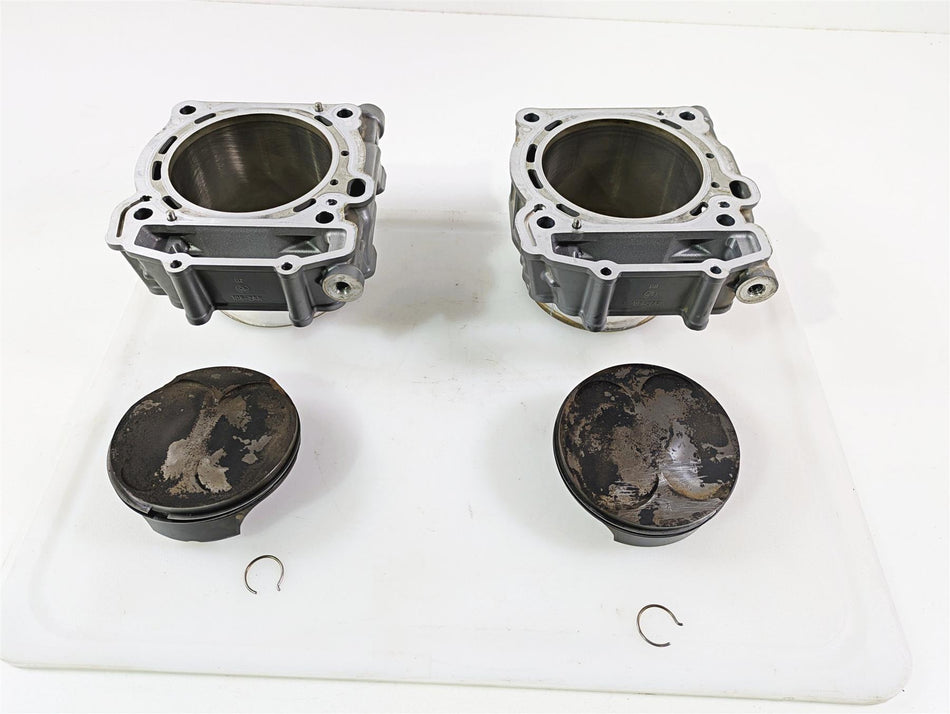 2020 KTM 1290 Super Adventure R Cylinder Jug Piston Set 6173003810024 {{ shop.shopifyCountryName }} - Mototech271