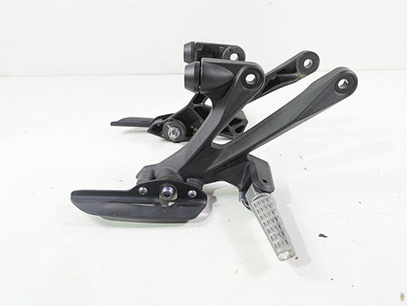 2023 Kawasaki ZX1400 ZX14R Ninja Rear Passenger Foot Peg Set 35063-0782-18R {{ shop.shopifyCountryName }} - Mototech271