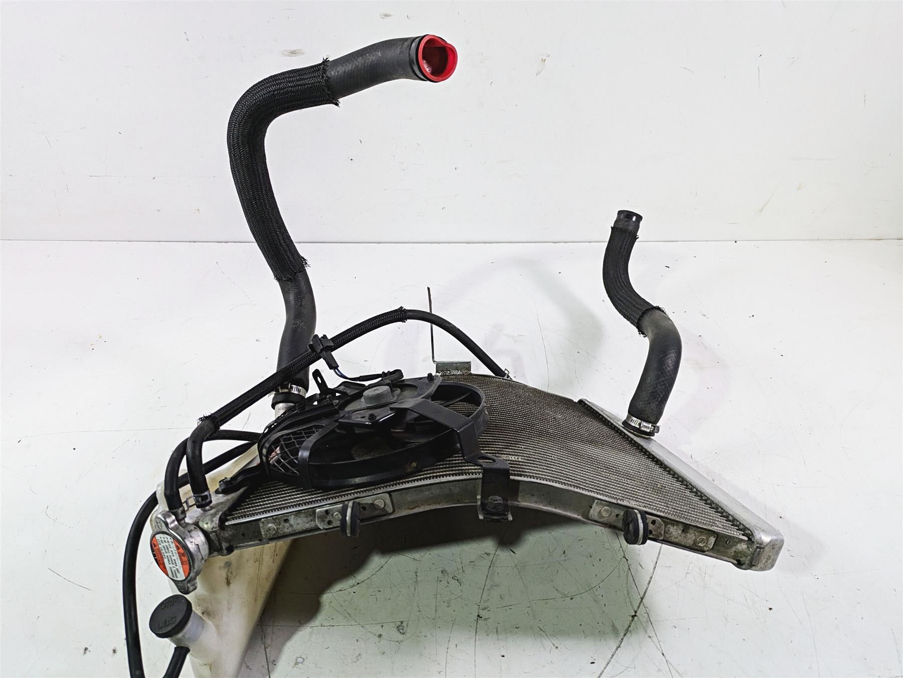 2016 Suzuki GSXR1000 Radiator Fan Reservoir Hoses Set - No Leaks 17710-47H10 {{ shop.shopifyCountryName }} - Mototech271