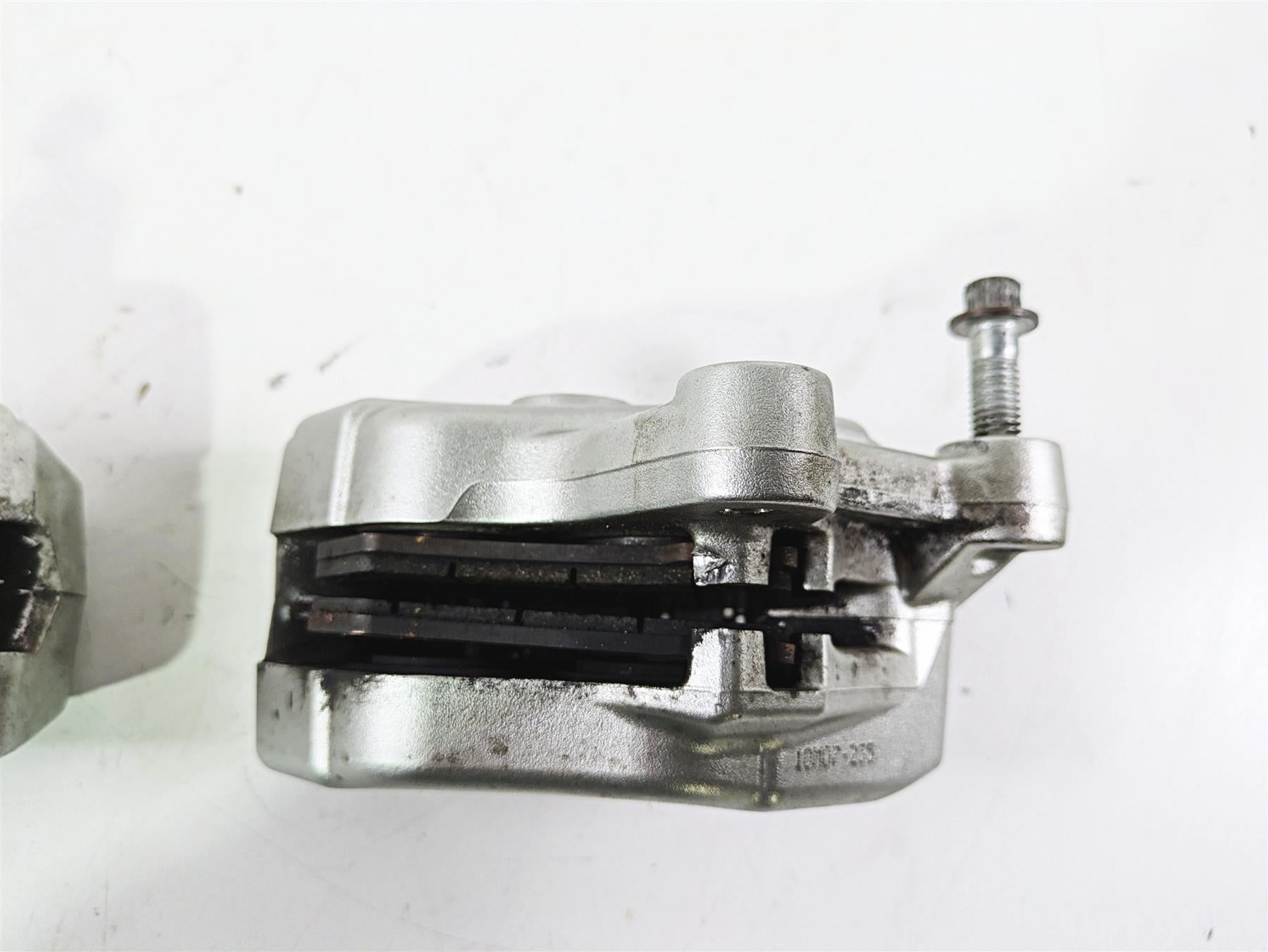 2011 Harley Touring FLHTCUSE CVO E-Glide Front Brake Calipers 42938-08 42939-08 {{ shop.shopifyCountryName }} - Mototech271
