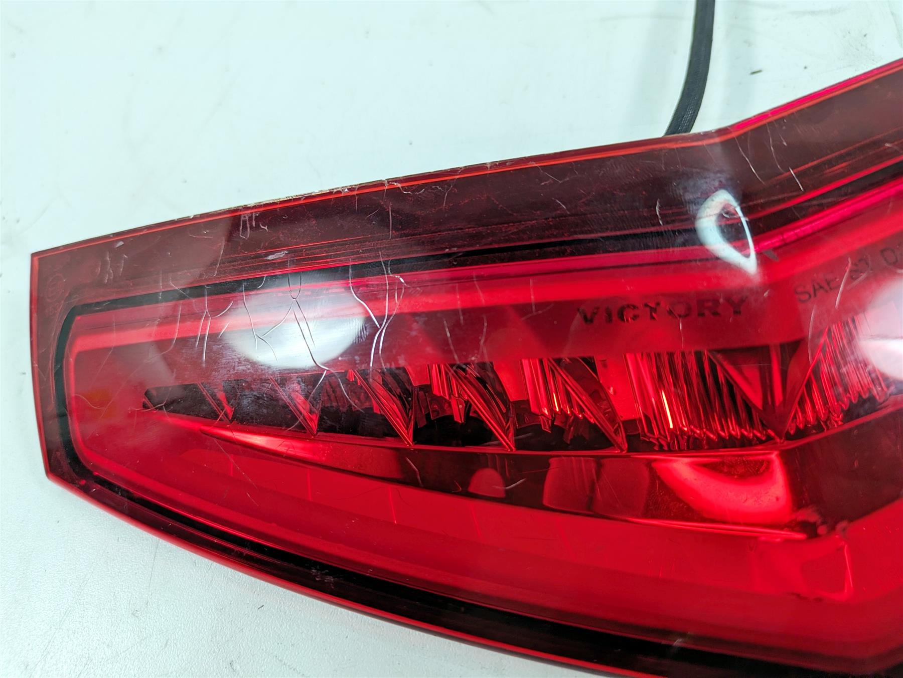 2011 Victory Cross Country Trunk Taillight Rear Light 2411347 {{ shop.shopifyCountryName }} - Mototech271