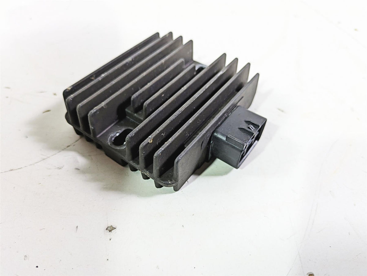 2020 Yamaha Waverunner VX1050 Deluxe Rectifier Voltage Regulator 6D3-81960-00-00 {{ shop.shopifyCountryName }} - Mototech271