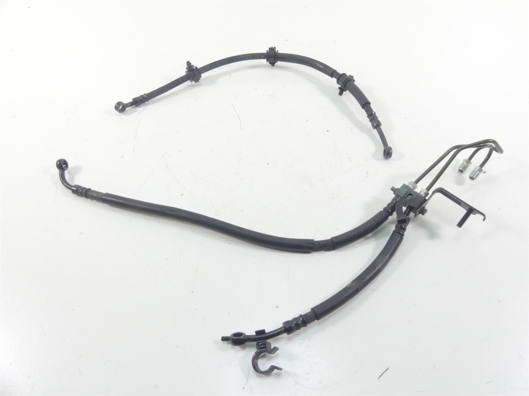 2022 Yamaha MT09 FZ09 Front Abs Brake Line Hose Set B7N-2584A-00-00 {{ shop.shopifyCountryName }} - Mototech271
