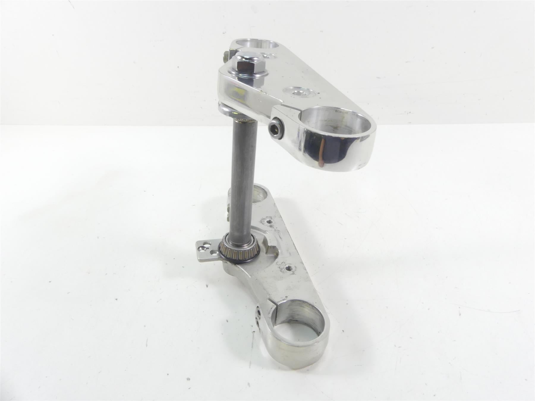 2005 Honda V-Twin VTX1800 S3 Upper & Lower Triple Tree Set 53219-MCV-R20 {{ shop.shopifyCountryName }} - Mototech271