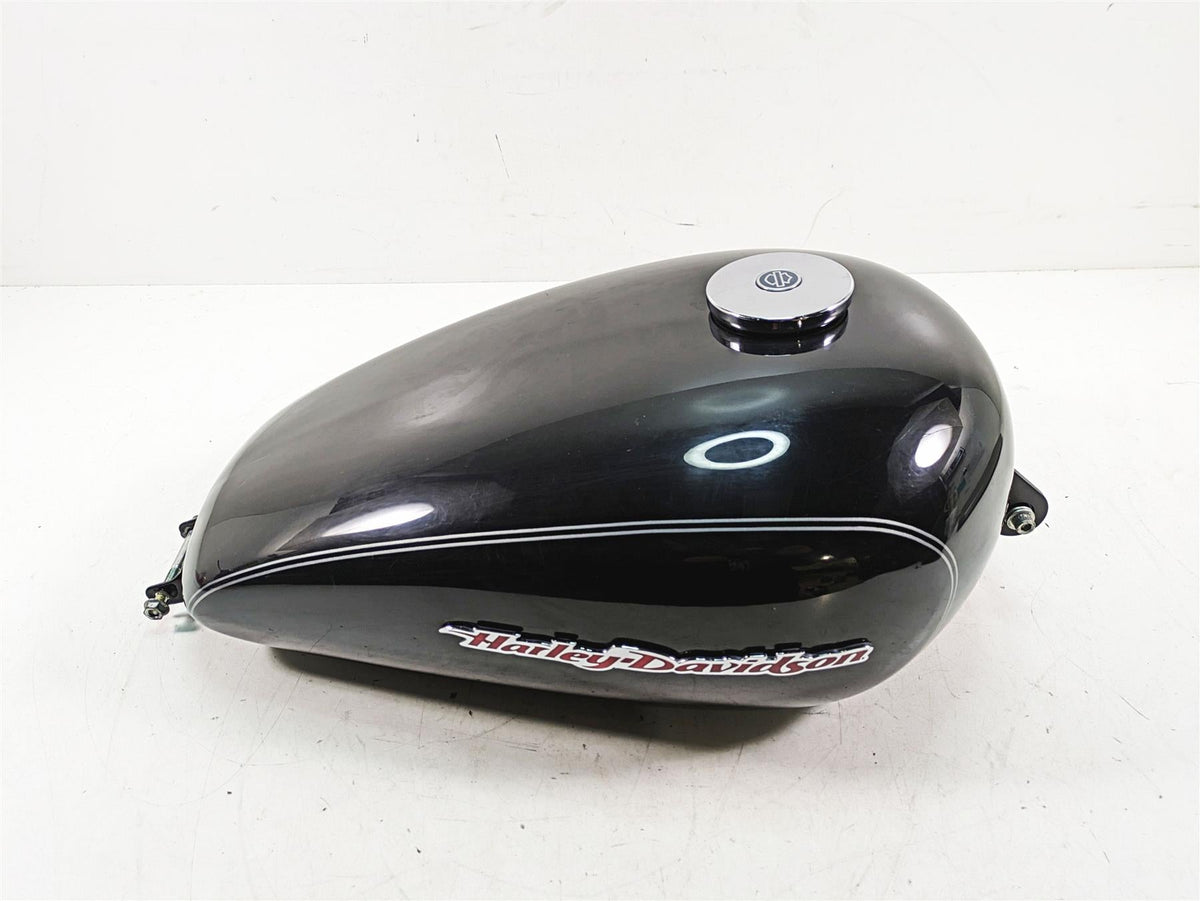 2007 Harley Sportster XL1200 C Fuel Gas Petrol Tank - No Dent - Read 62213-07 {{ shop.shopifyCountryName }} - Mototech271