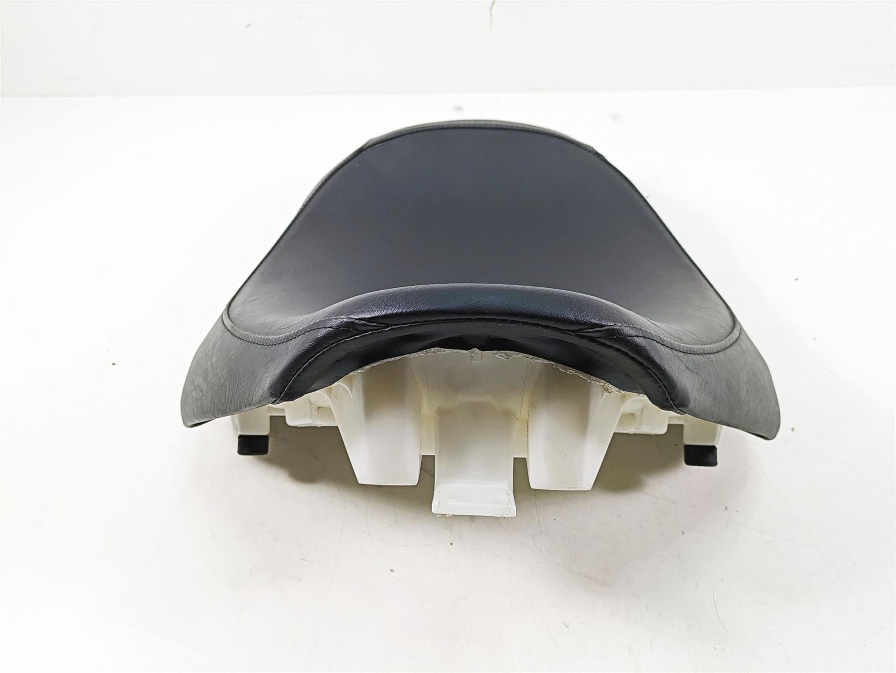 2016 Suzuki M109R VZR1800 Front Rider Driver Seat Saddle 45100-48G01-48H {{ shop.shopifyCountryName }} - Mototech271