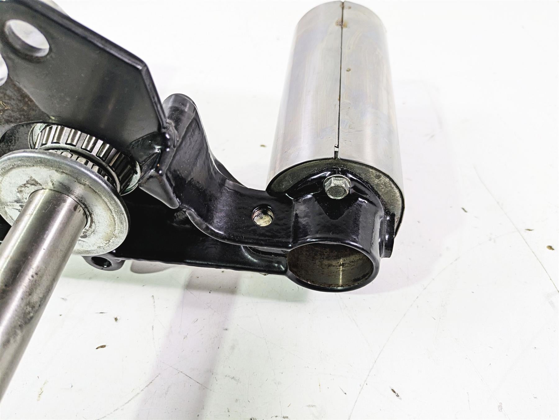 1992 Harley FLSTC Softail Heritage Upper Lower Triple Tree + Cover Set 45456-86B {{ shop.shopifyCountryName }} - Mototech271