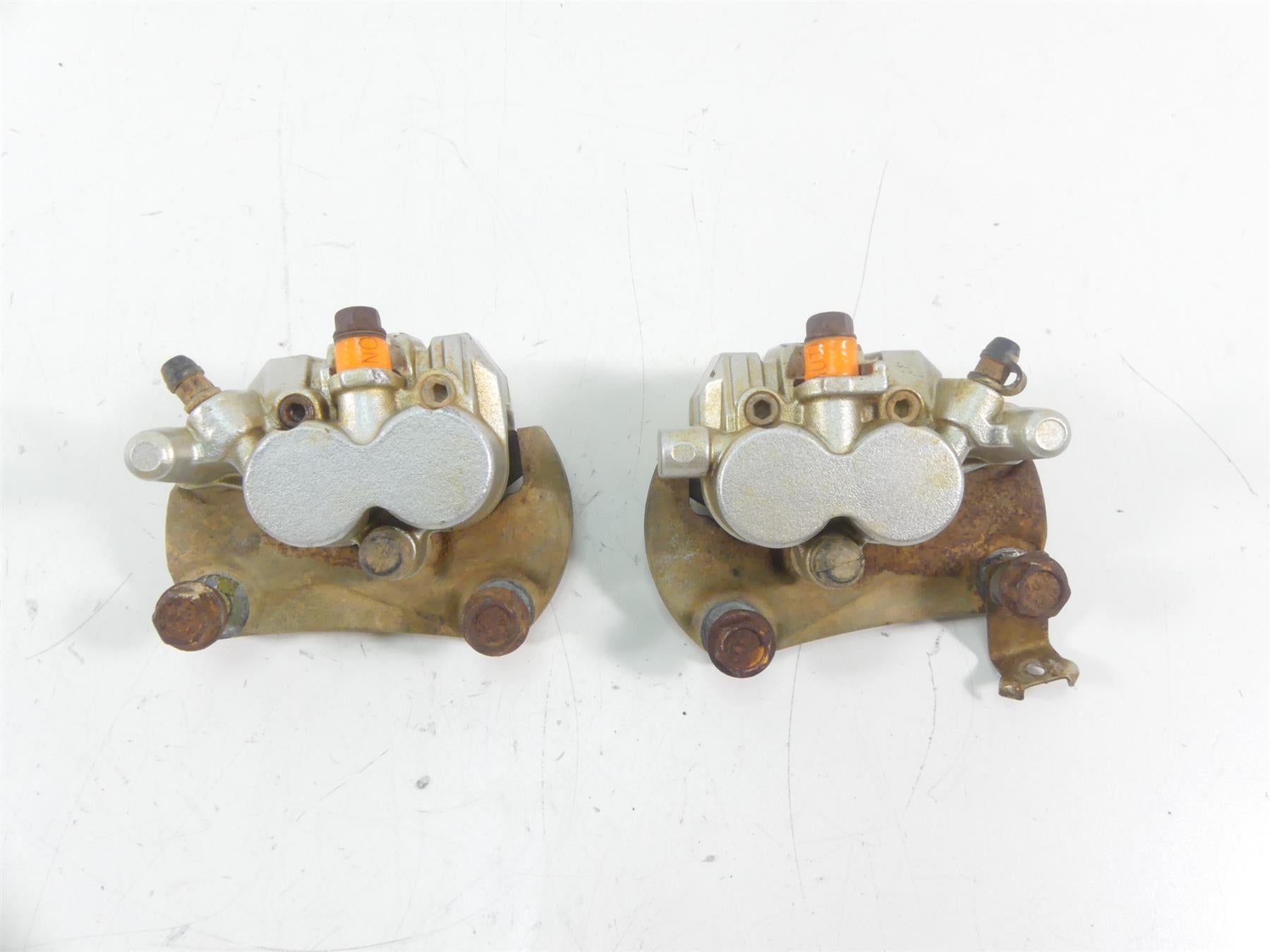 2015 Can-Am Commander 1000XT Front Brake Caliper Set 705600678 705600679 | Mototech271