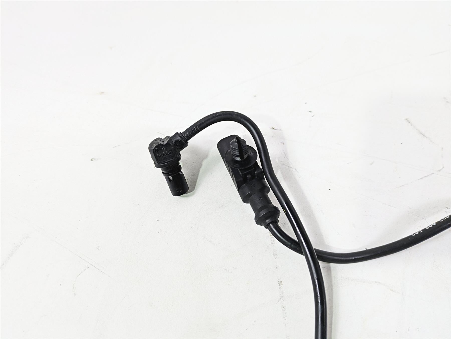 2018 Ducati Hypermotard 939 SP Front Abs Brake Speed Sensor 55212121B {{ shop.shopifyCountryName }} - Mototech271