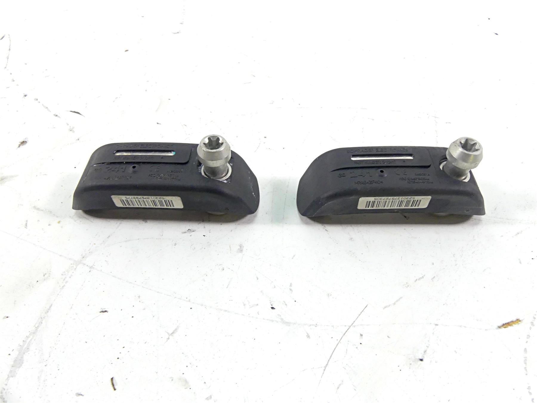 2019 Indian Chieftain Classic Tire Pressure Sensor Set 2412417 2208712
