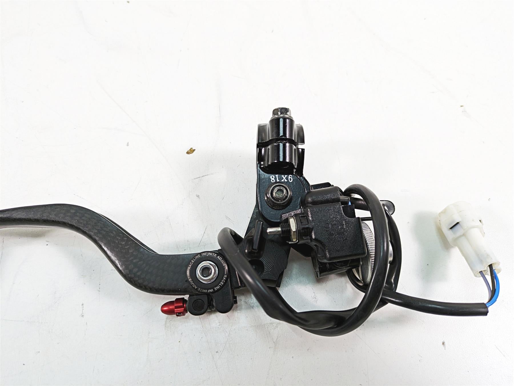 2020 Aprilia Tuono V4 Factory CRG Carbon Fiber Levers & Clutch Perch CN-641-T {{ shop.shopifyCountryName }} - Mototech271