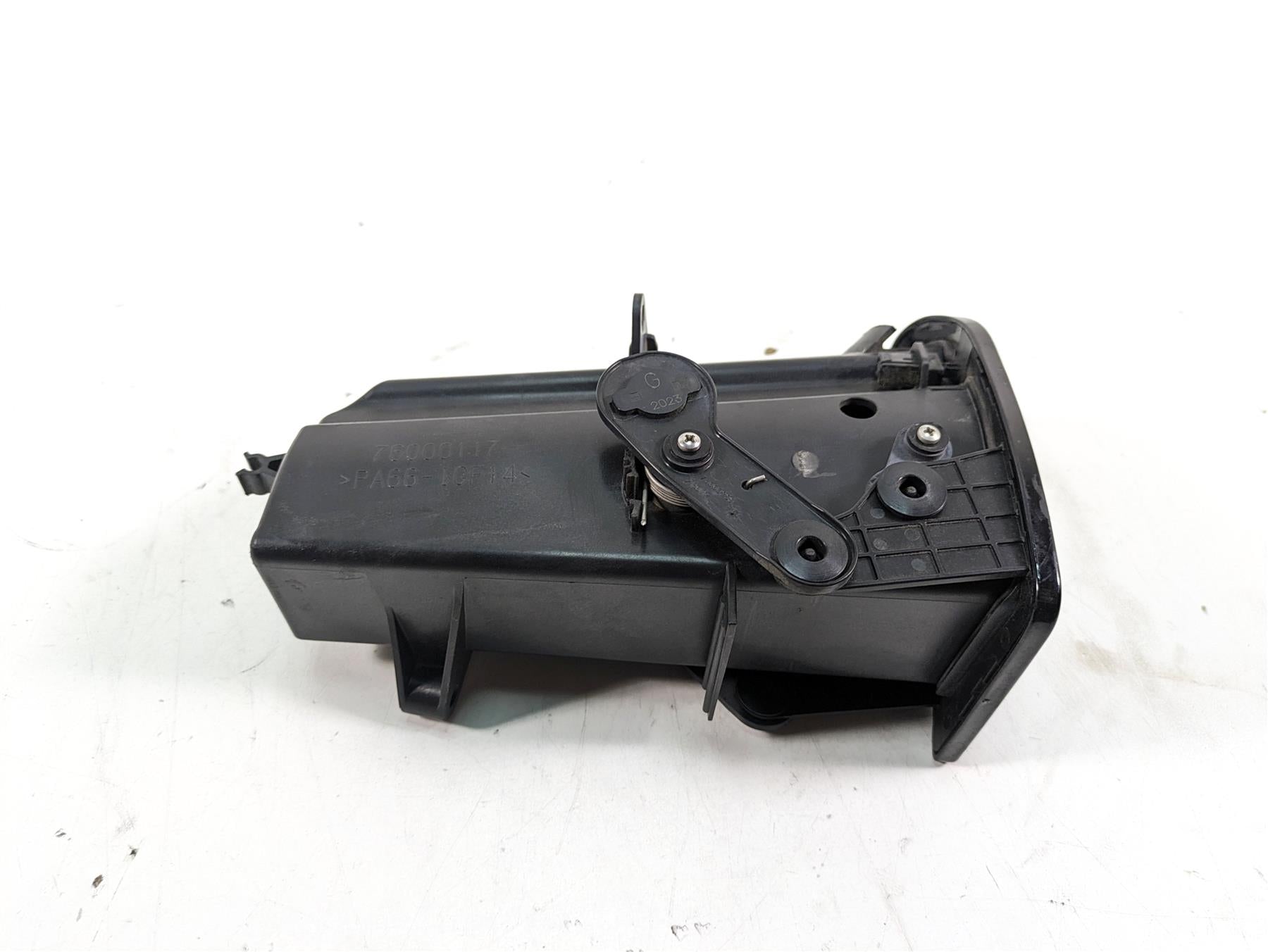 2014 Harley Touring FLHTK Electra Glide Media Phone Compartment Box 76000117 {{ shop.shopifyCountryName }} - Mototech271