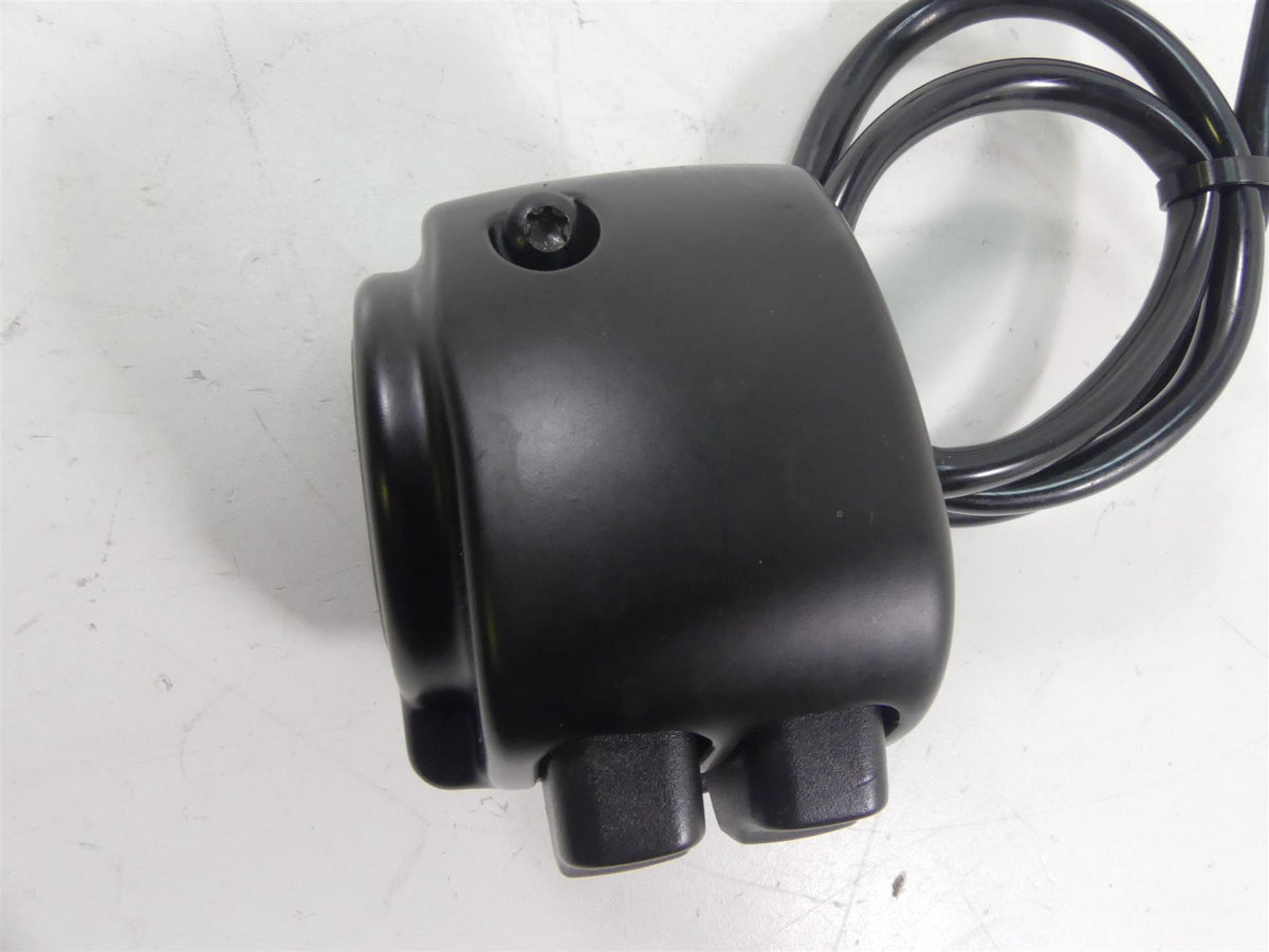 2019 Harley Softail FXBB Street Bob Left Hand Blinker Control Switch 71500292 {{ shop.shopifyCountryName }} - Mototech271