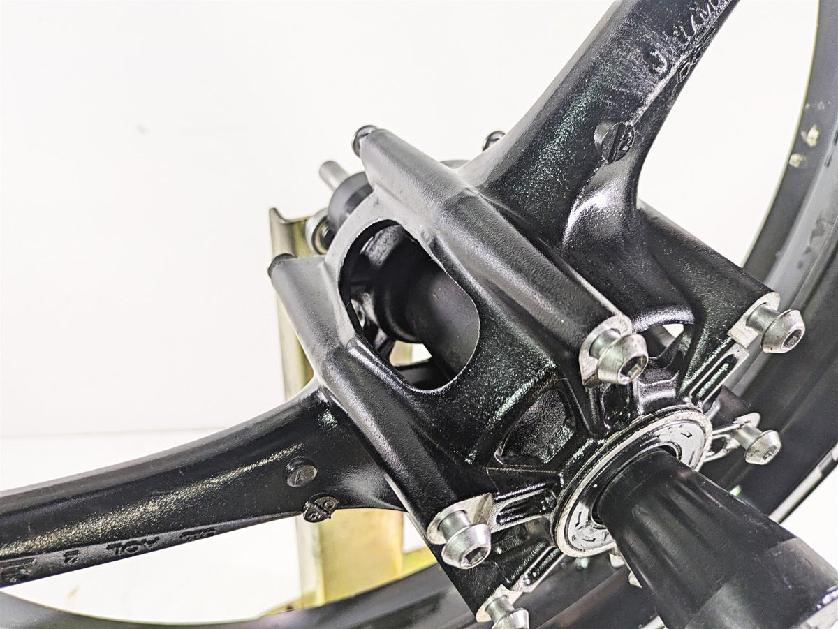 2007 Suzuki GSXR600 Front Wheel Rim 17x3.5 Read 54111-41G10-019 {{ shop.shopifyCountryName }} - Mototech271