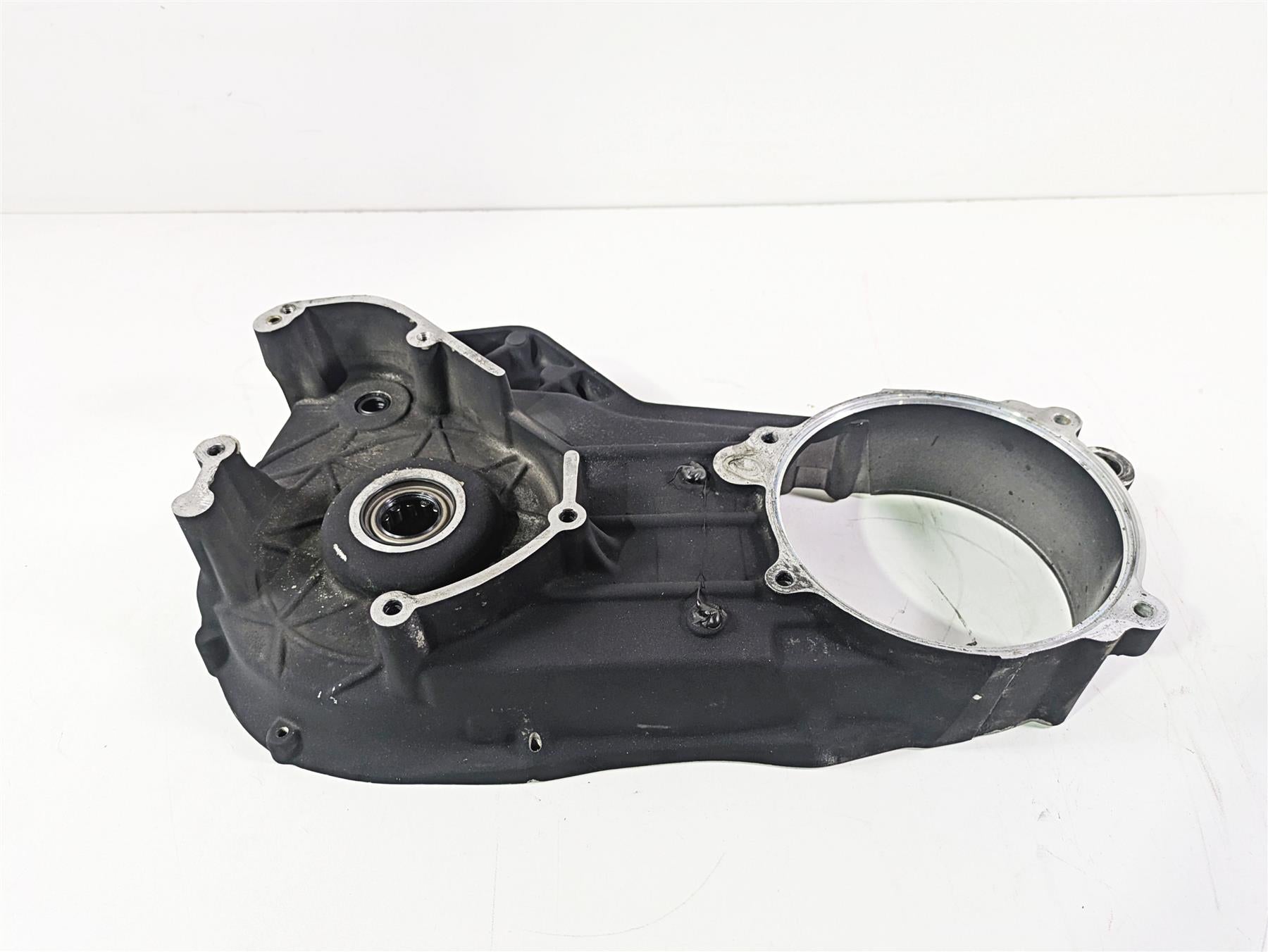 1996 Harley Touring FLHTCUI Electra Glide Inner Primary Clutch Cover 60677-94A {{ shop.shopifyCountryName }} - Mototech271