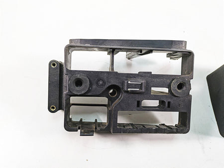 2009 Harley FXDF Dyna Fat Bob Electrical Tray Holder Stay & Cover Set 70367-04 {{ shop.shopifyCountryName }} - Mototech271