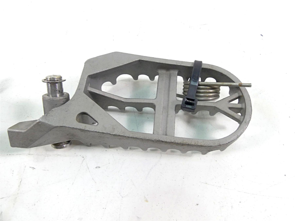 2016 BMW R1200GS Adv K51 Rider Footpeg Foot Peg Set 46718529843 46718529844 {{ shop.shopifyCountryName }} - Mototech271