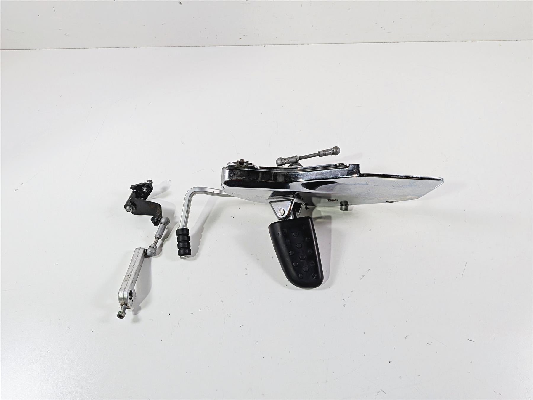 2002 BMW K1200LT 89V3 Left Chrome Footpeg Set & Shifter 46717682133 {{ shop.shopifyCountryName }} - Mototech271