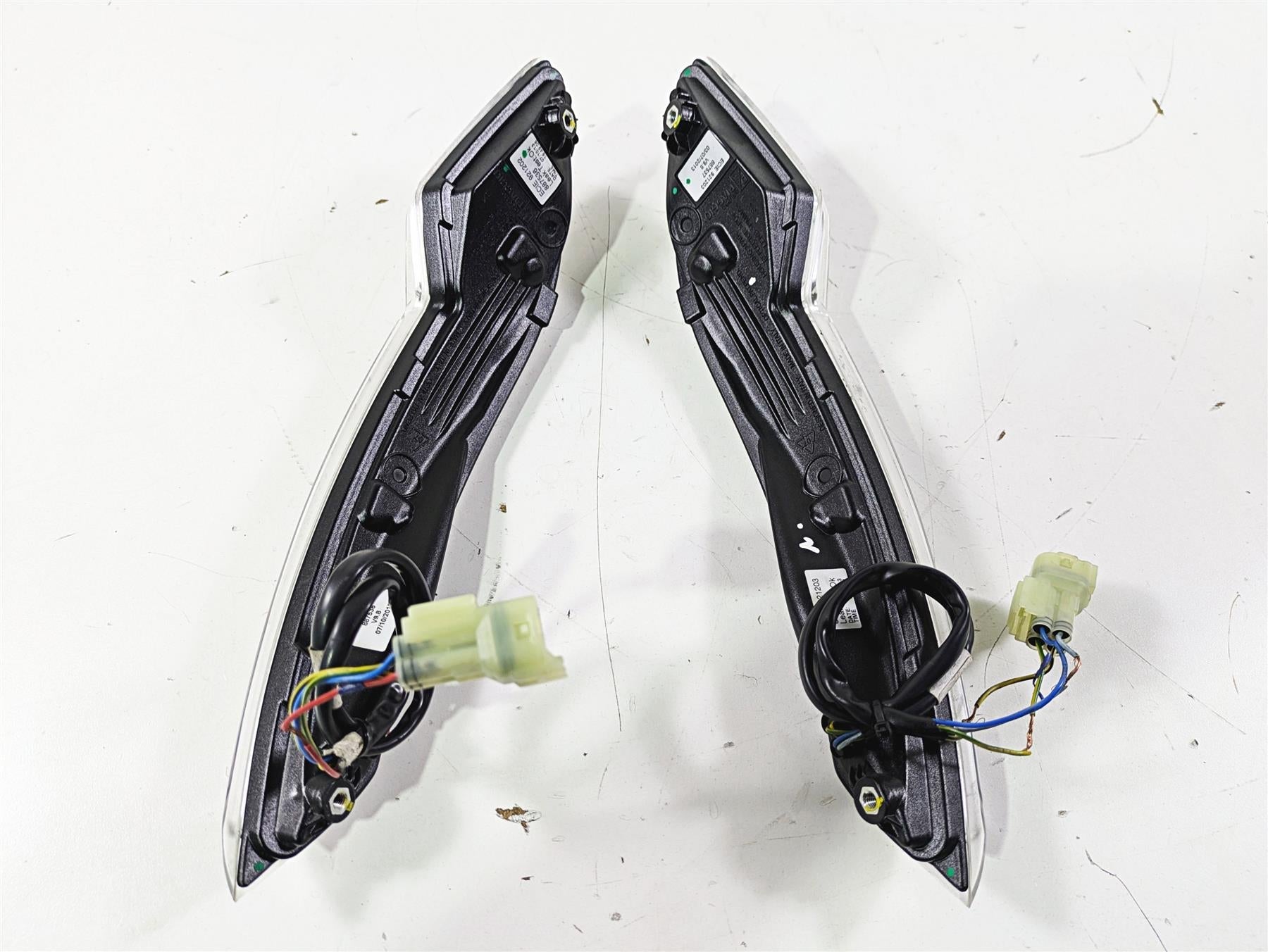 2014 Moto Guzzi California 1400 Touring Rear Fender Taillight Set 887536 887537 {{ shop.shopifyCountryName }} - Mototech271