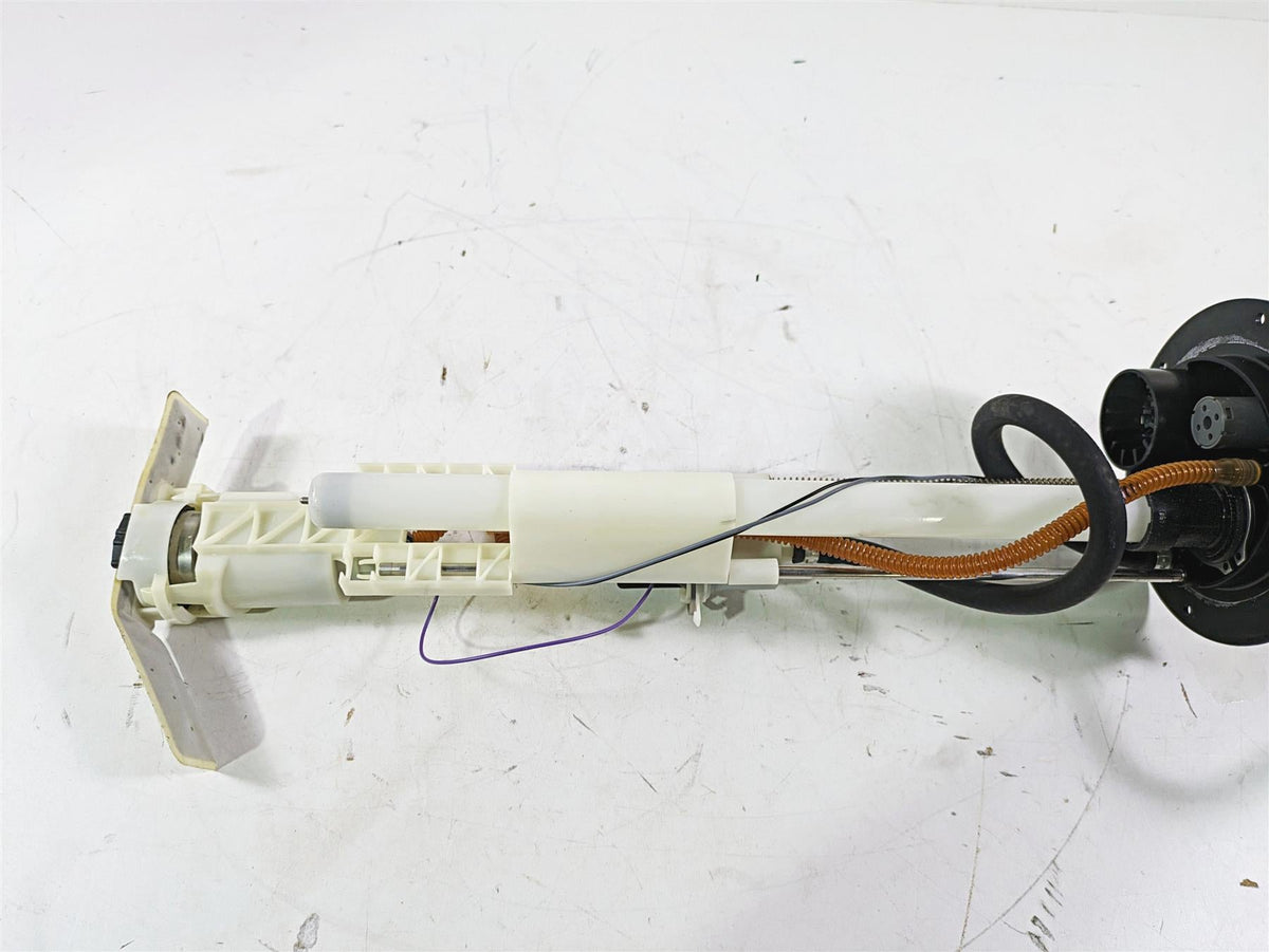 2013 Harley VRSCDX Night Rod Sp Fuel Gas Petrol Pump -Tested 75123-09A {{ shop.shopifyCountryName }} - Mototech271