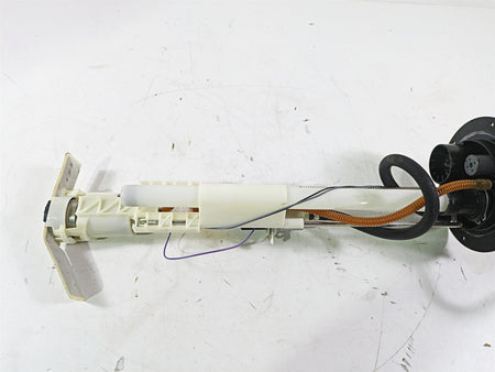 2013 Harley VRSCDX Night Rod Sp Fuel Gas Petrol Pump -Tested 75123-09A {{ shop.shopifyCountryName }} - Mototech271