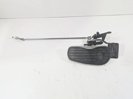 2006 Yamaha XVS650 V-Star Classic Right Floorboard & Brake Pedal 5BN-27420-00-00 {{ shop.shopifyCountryName }} - Mototech271